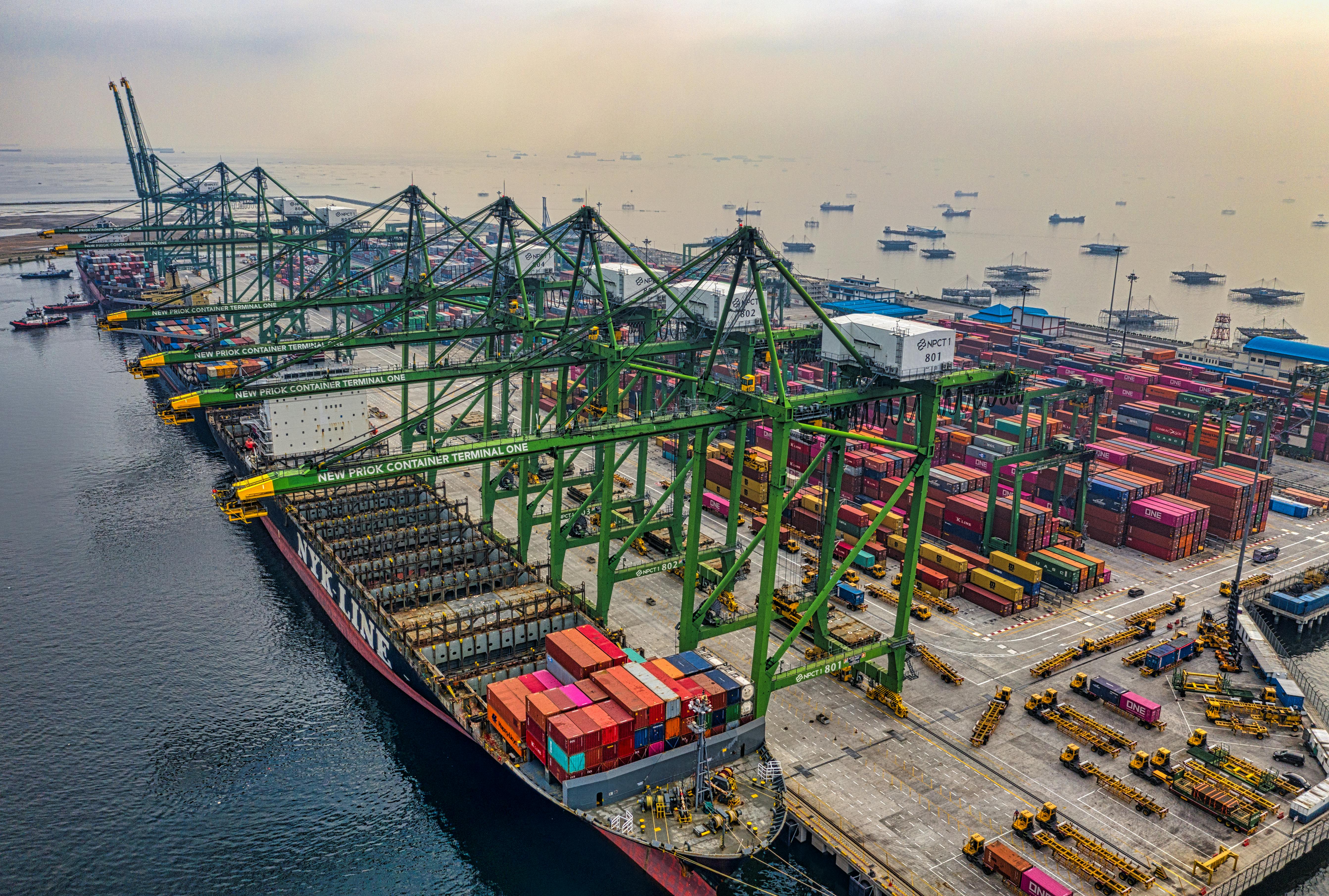 Pelabuhan Tanjung Priok